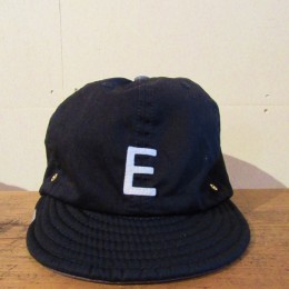 BEAT INITIAL CAP　「 E 」 (BLACK)
