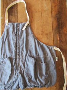 GRIZZLY apron (chambray)