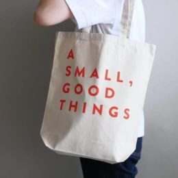 　A SMALL, GOOD THINGS　