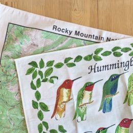 （ひだりから）ROCKY MOUNTAIN, HUMMING BIRDS になります。