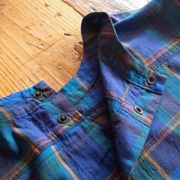 スナップボタンを閉じて・・