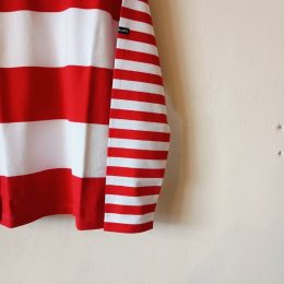 すこし薄手の生地感で長いシーズン重宝しそうですよ。