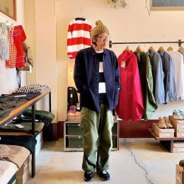 モデル：はぁ♪はぁ～っ♬はぁくしょ～ん（花粉症じゃないよ！？）の、店主　172cm,57kg/着用サイズ：M（DK.NAVY着用）