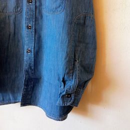 胸ポケットやエルボーパッチなど！