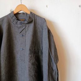 プルオーバーになります。