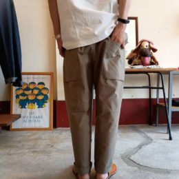 以上、 モデル：落ち着いた装い（なのか？）の、店主　172cm,57kg/着用サイズ：M（Sepia着用）