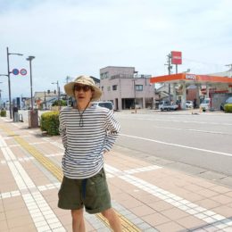 モデル:夏ノ暑サニモマケぬ?(現在34℃!?)の、店主 / BEIGE着用