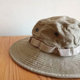 あたまに付いた「ブランチループ」が印象的です。