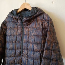 プルオーバーになります。