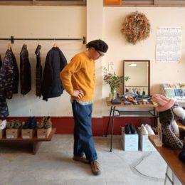 モデル：RH1003HB(ん？誕生日？？)の、店主　172cm,57kg/着用サイズ：M（Navy着用）